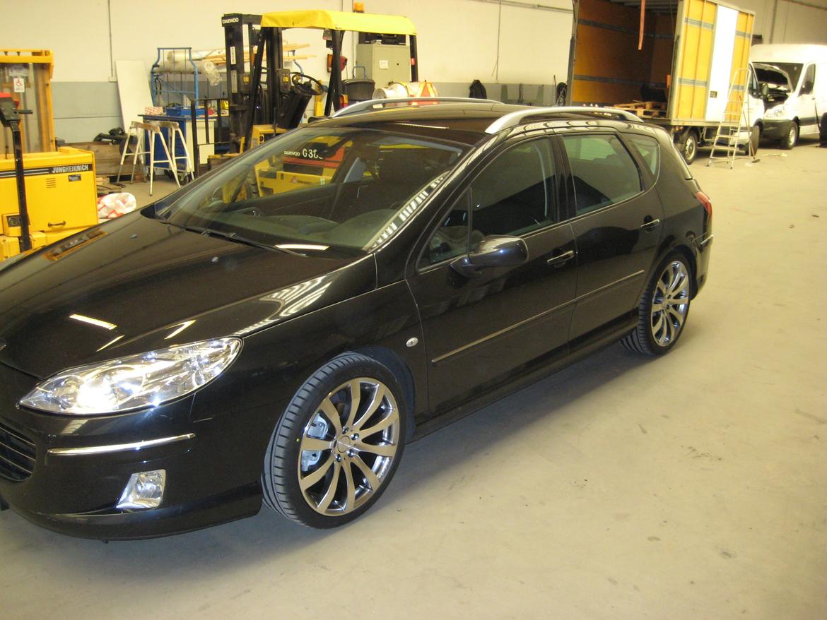Peugeot 407 HDI XT SW - mangler øjenskygger på dette billede billede 5