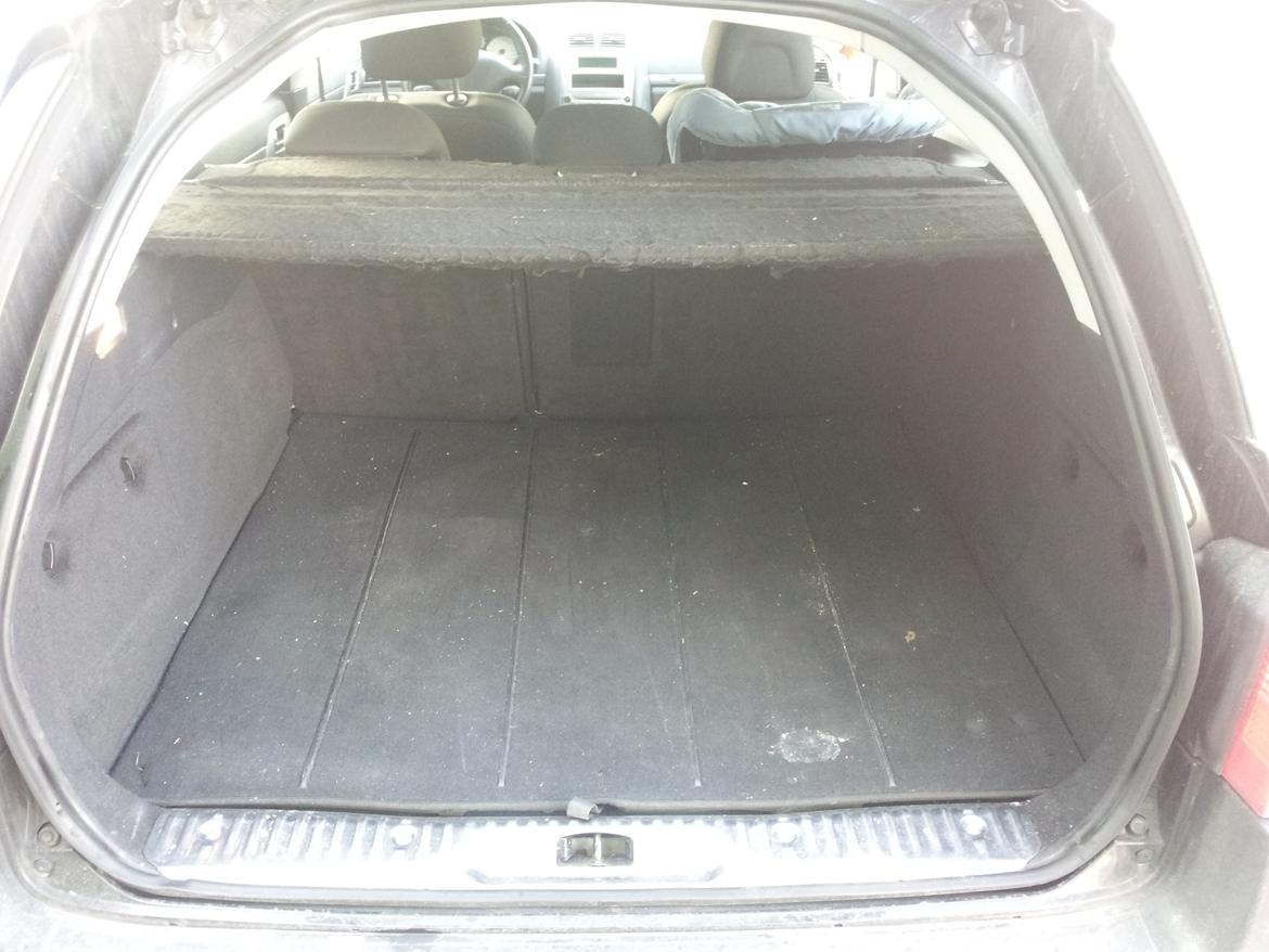 Peugeot 407 HDI XT SW - Vinterbillede (lettere beskidt) billede 6