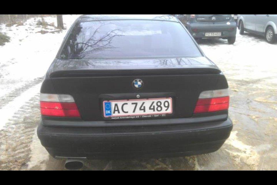 BMW 320i billede 8