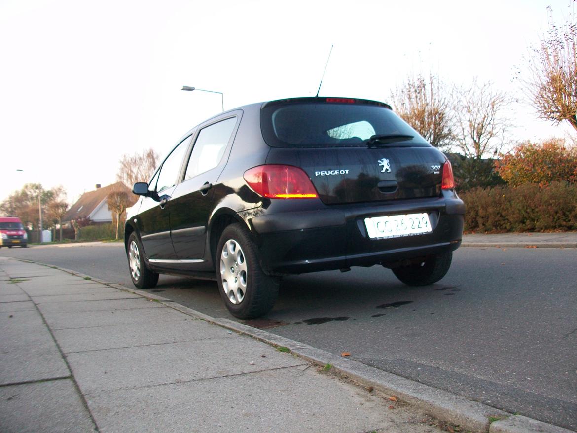 Peugeot 307 2.0 HDI "Solgt" billede 6