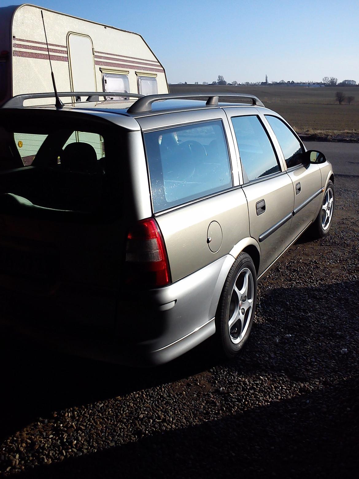 Opel Vectra B billede 2