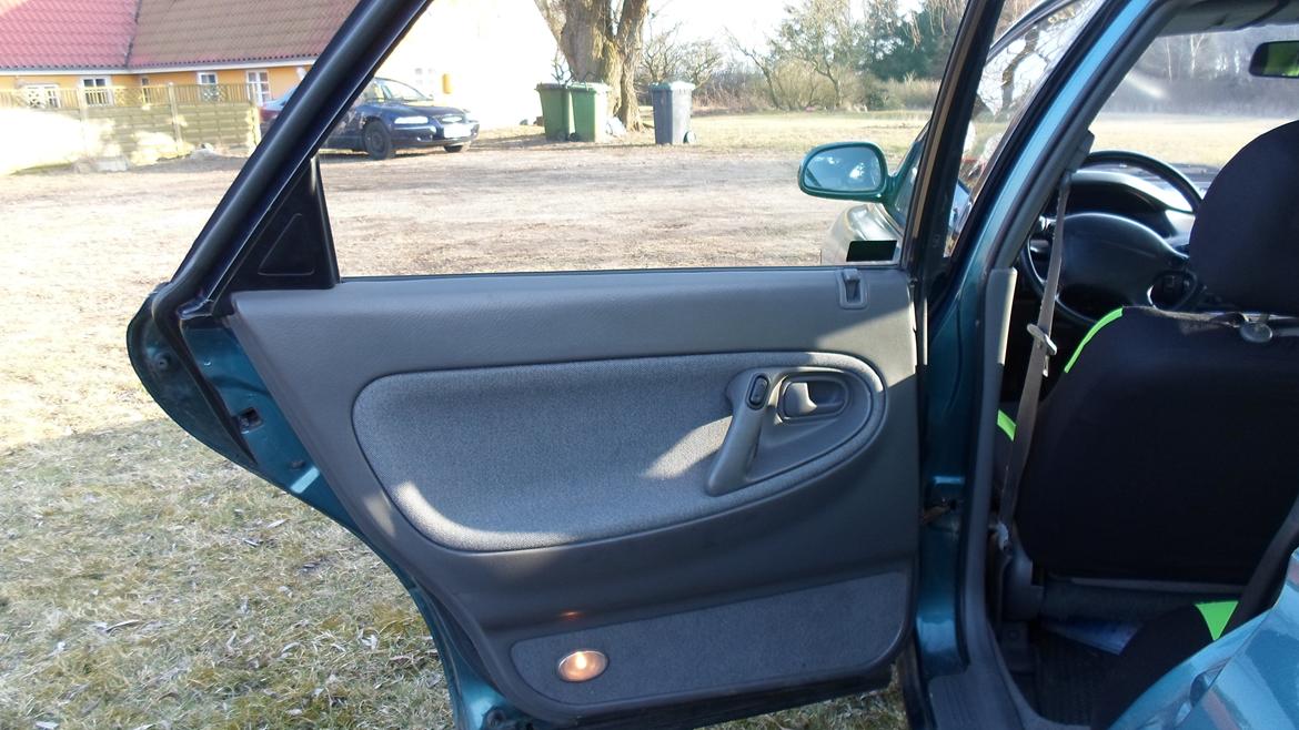 Mazda 626 Combi Coupe 2,0 GLX billede 9