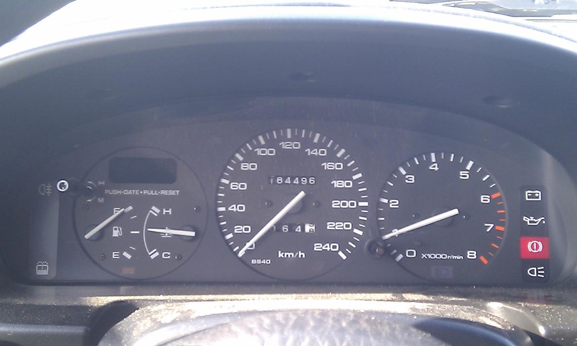 Mazda 323 F GLX - Masser af km endnu billede 14