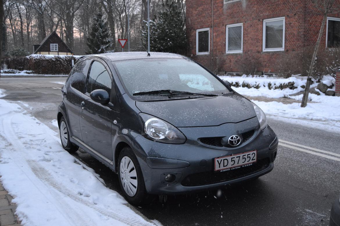 Toyota Aygo 1.0 plus 5 dørs billede 1