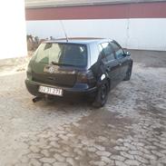 VW Golf 4