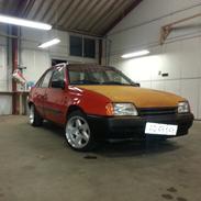 Opel Kadett e Sedan Retro