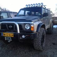 Nissan Patrol Y60 GR SLX