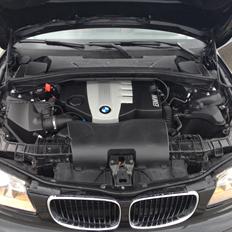 BMW 118d  Advantage E81   (SOLGT)