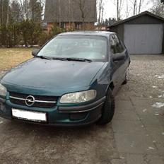 Opel Omega B GL