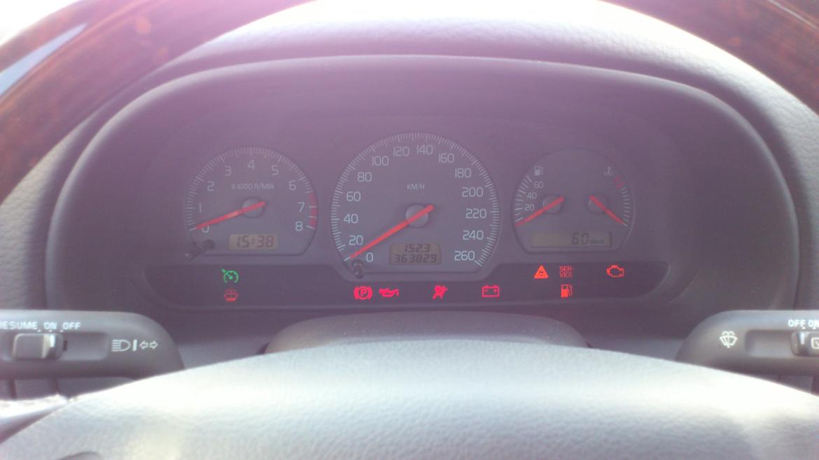 Volvo V40 Tidl bil billede 8