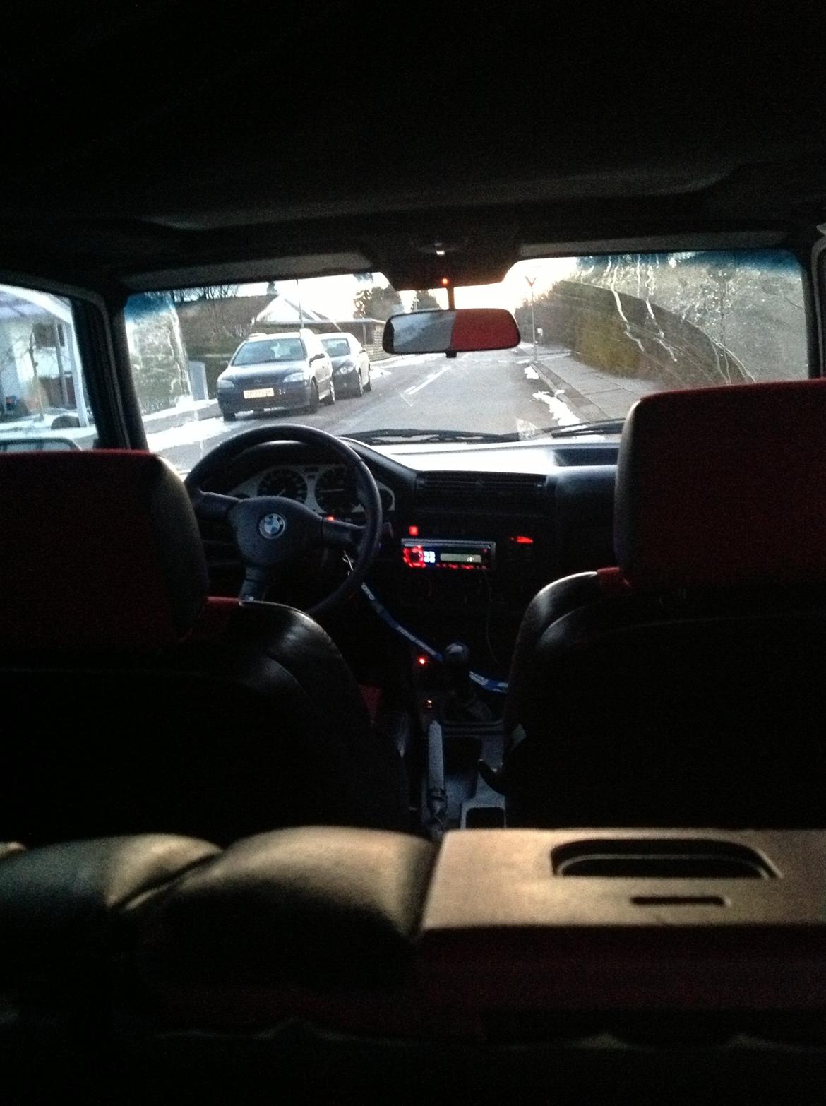 BMW 325i 24v touring{SOLGT} billede 8