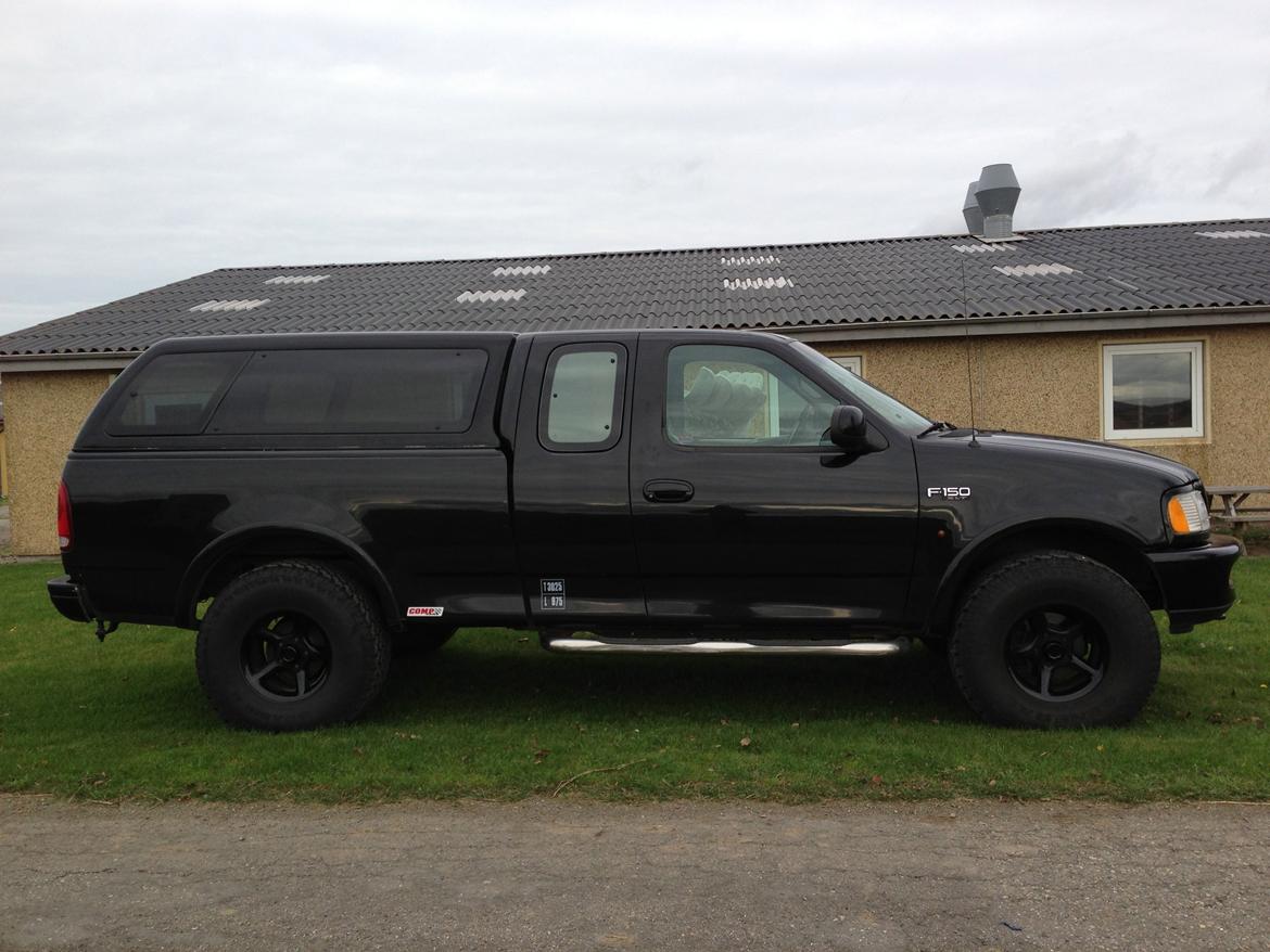 Ford F-150 XLT TRITON 4x4 billede 4