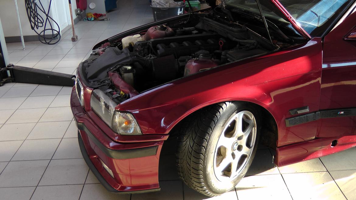 BMW E36 320i 24V billede 1