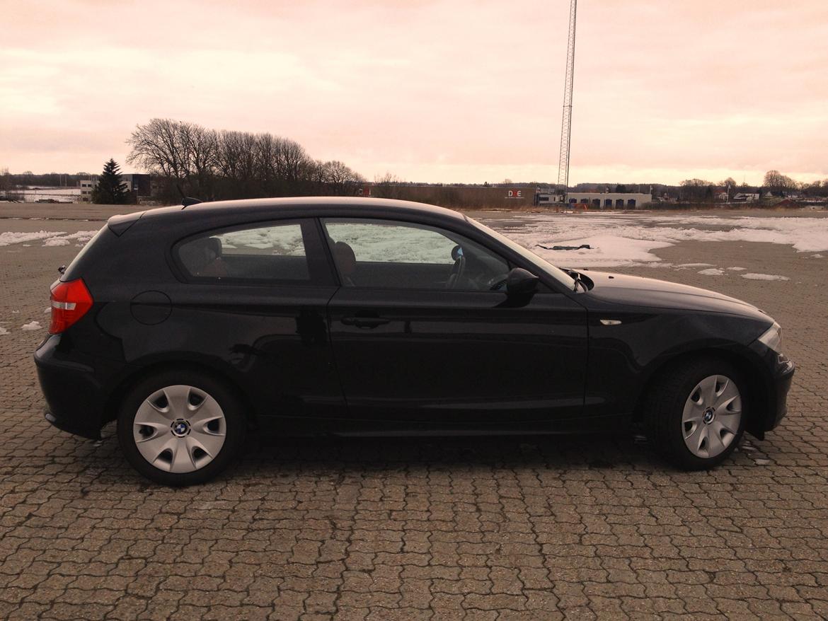BMW 118d  Advantage E81   (SOLGT) billede 6