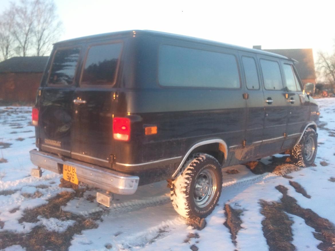 Chevrolet Beauville - Chevy van V8 billede 2