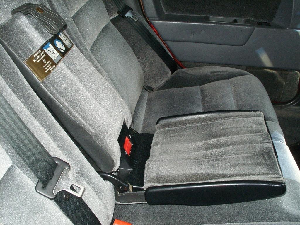 Volvo 850 GLE STC - Integræret børnesæde billede 12