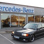 Mercedes Benz 190E 3.2 AMG