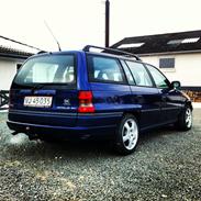 Opel Astra caravan 1.6 16v