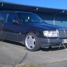 Mercedes Benz w124 300td