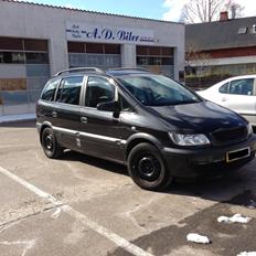 Opel Zafira 2,0 DTi flexivan