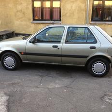 Ford Fiesta 1,25 16v SOLGT