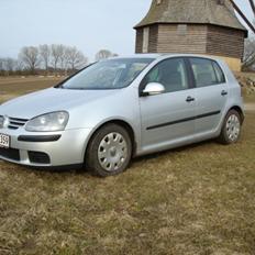 VW Golf V 1,6 FSI
