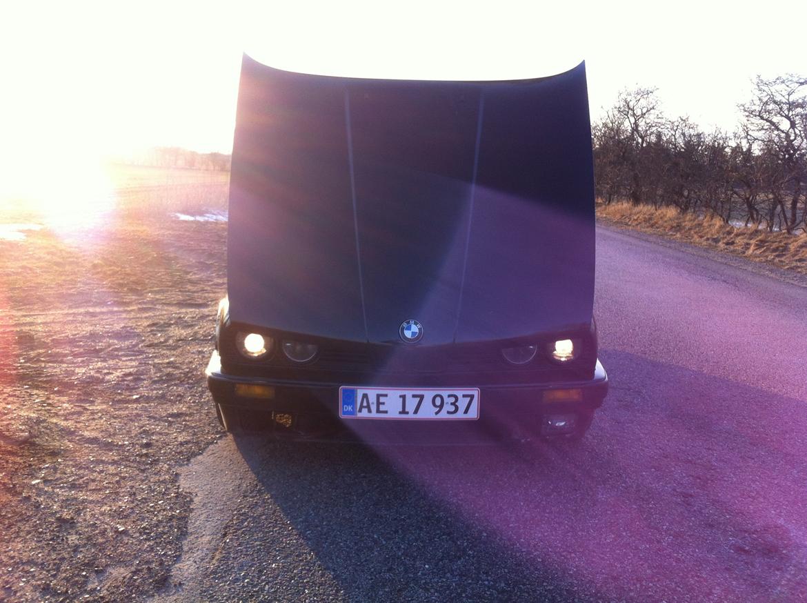 BMW E30 320i billede 10