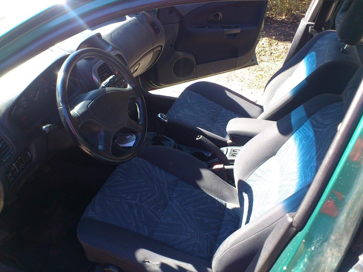 Mitsubishi Carisma 1.9 Di-D HP Sport billede 6