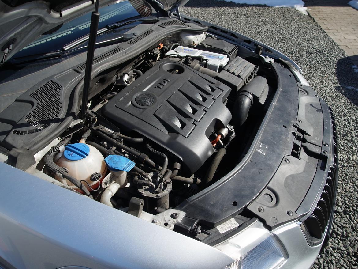 Skoda Superb 2,0 TDI DSG Elegance twindoor billede 13