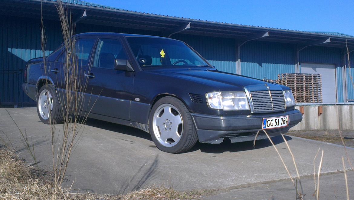 Mercedes Benz w124 300td billede 1