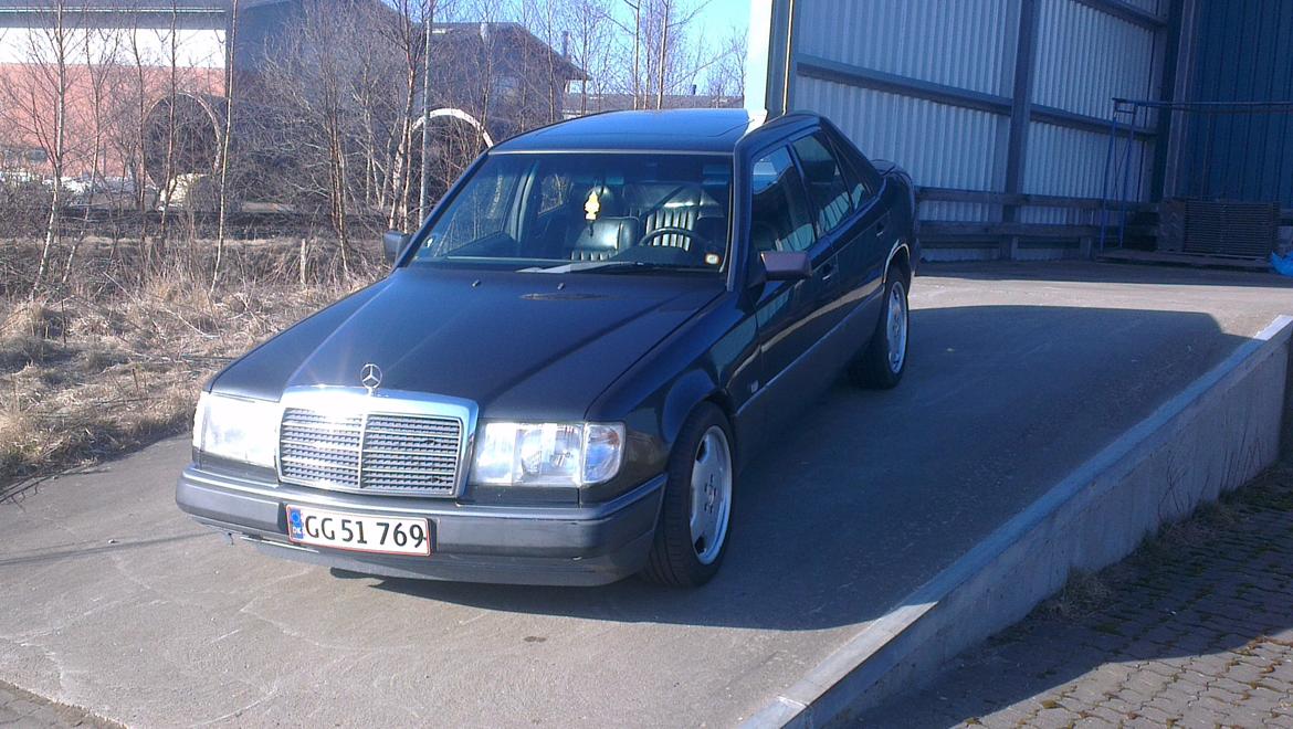Mercedes Benz w124 300td billede 2