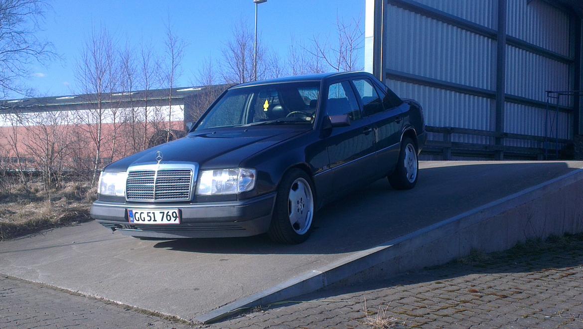 Mercedes Benz w124 300td billede 3