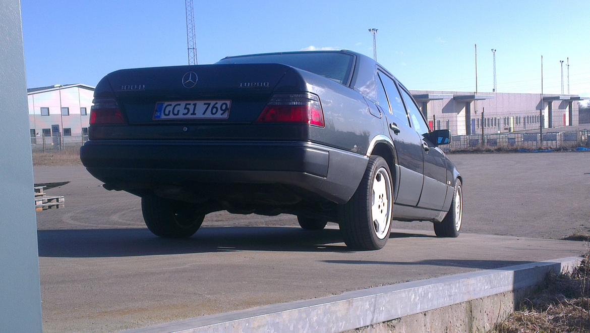 Mercedes Benz w124 300td billede 4