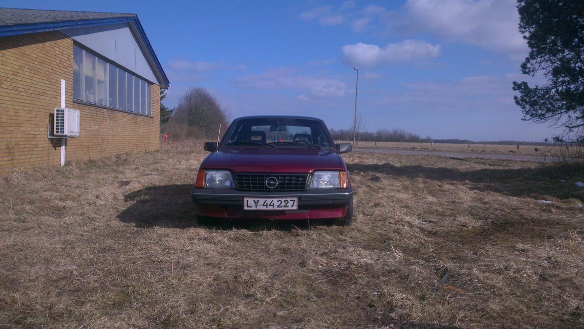 Opel ascona cc c billede 2