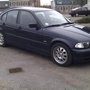 BMW 318i E46