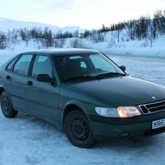 Saab 900 S