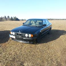 BMW E34 520i