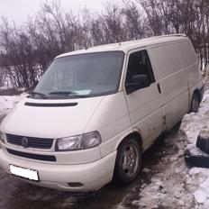 VW transporter 2,4 D t4