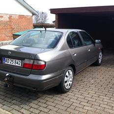 Nissan Primera 2.0 SLX