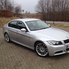 BMW 325I M Tech