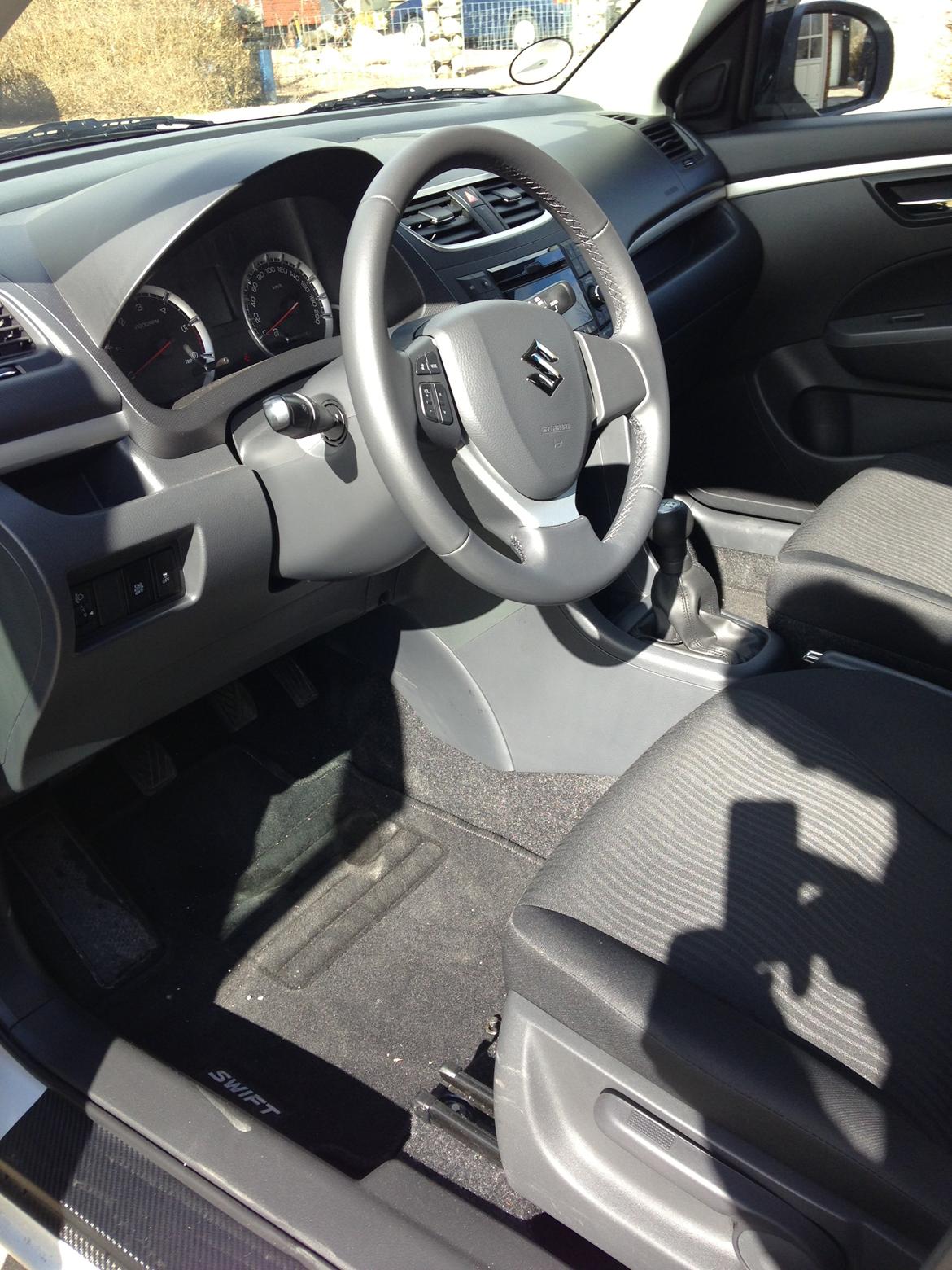 Suzuki SWIFT billede 16