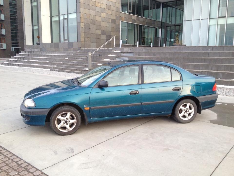 Toyota Avensis 1,8 Terra billede 4