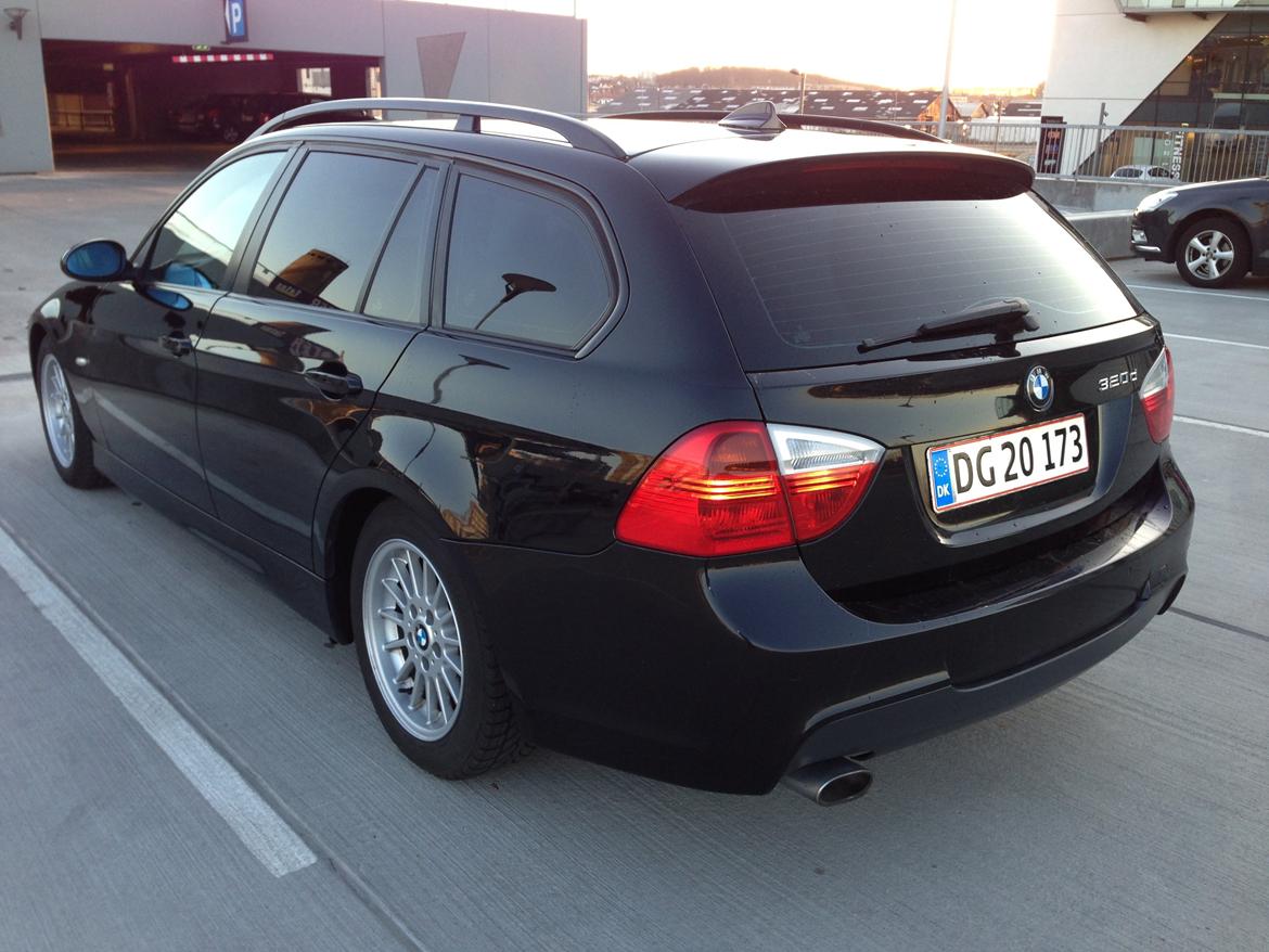 BMW 320d Touring E91 M-Sport billede 11