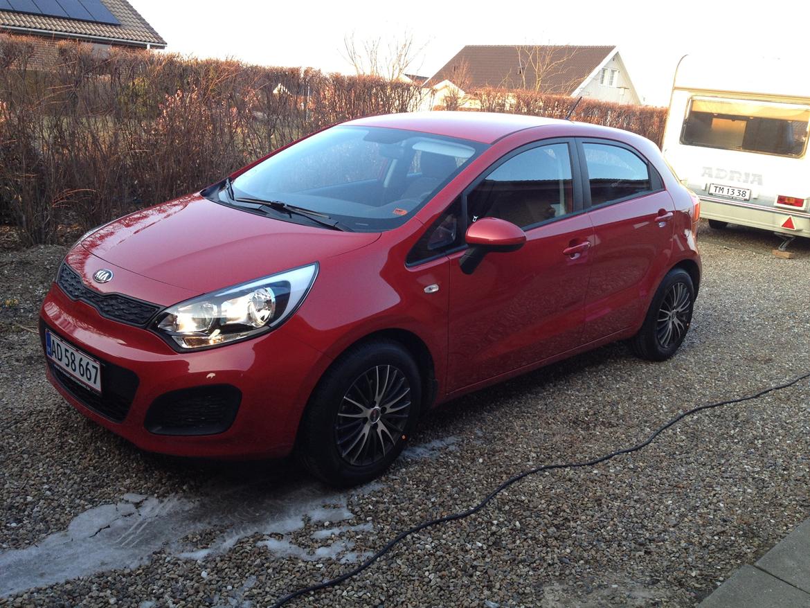 Kia Rio 1.2 Active Eco Dynamics - Så kom de 15" MAK fælge på... billede 2