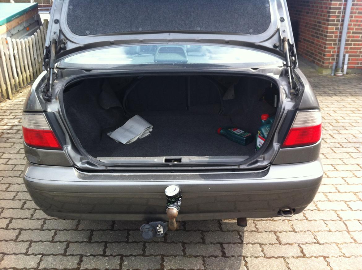 Nissan Primera 2.0 SLX billede 4