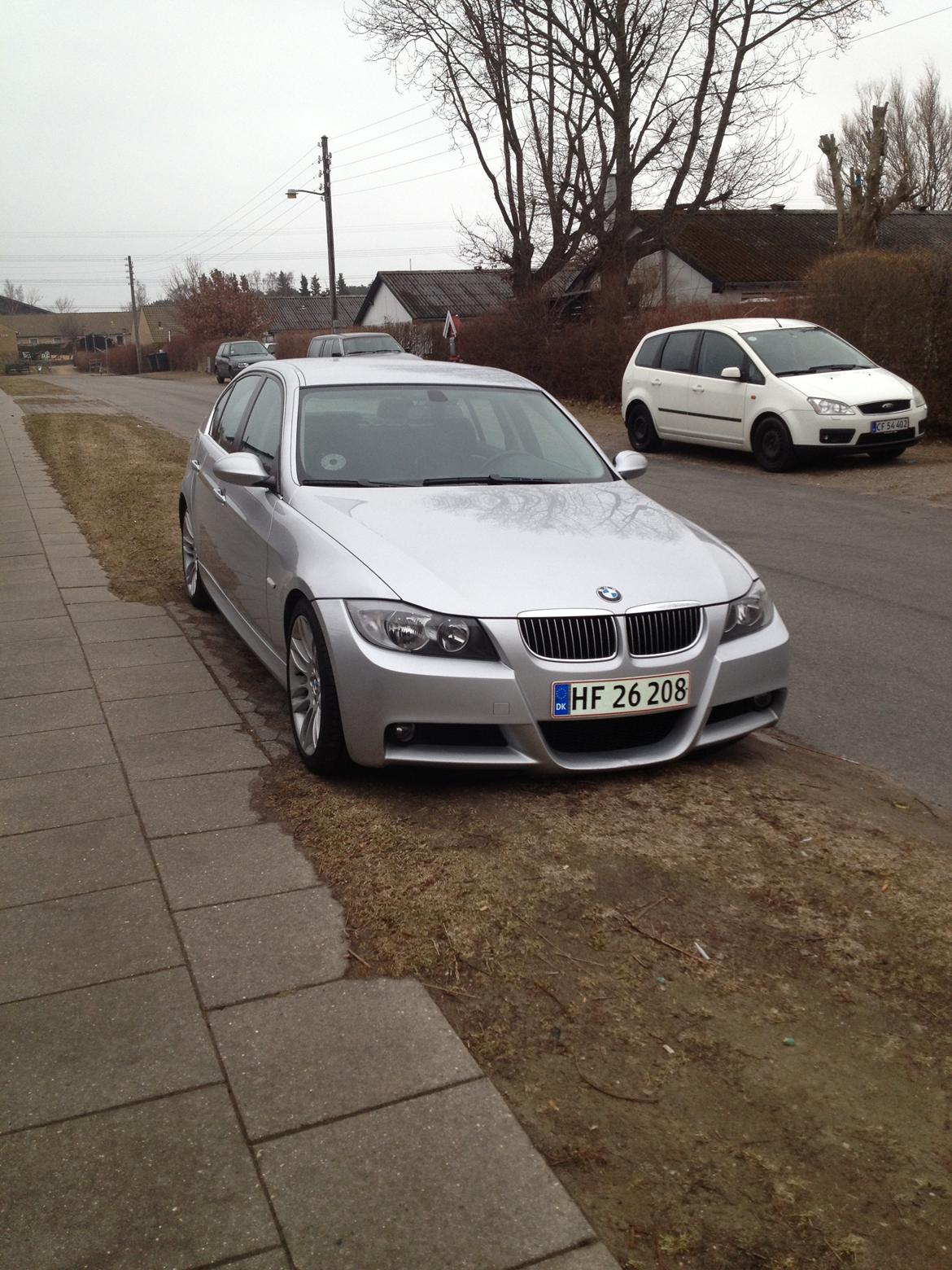 BMW 325I M Tech billede 1