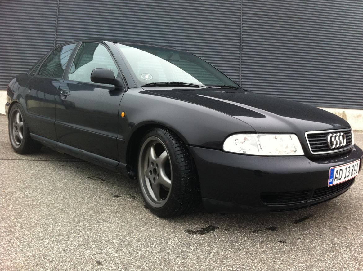 Audi A4 b5 1,8 20v Limousine  billede 17