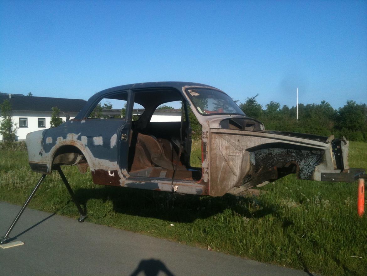 Volvo Amazon - Så er den klar til at få taget undervognsbehandling af inden sandblæser billede 13