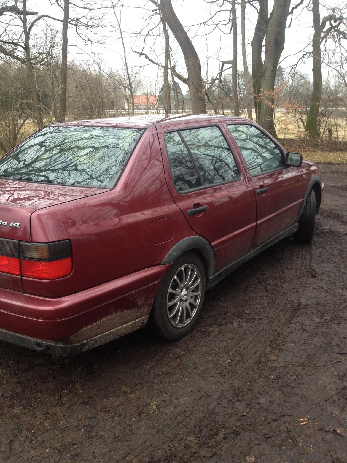 VW Vento 1,8 Glx Solgt billede 4