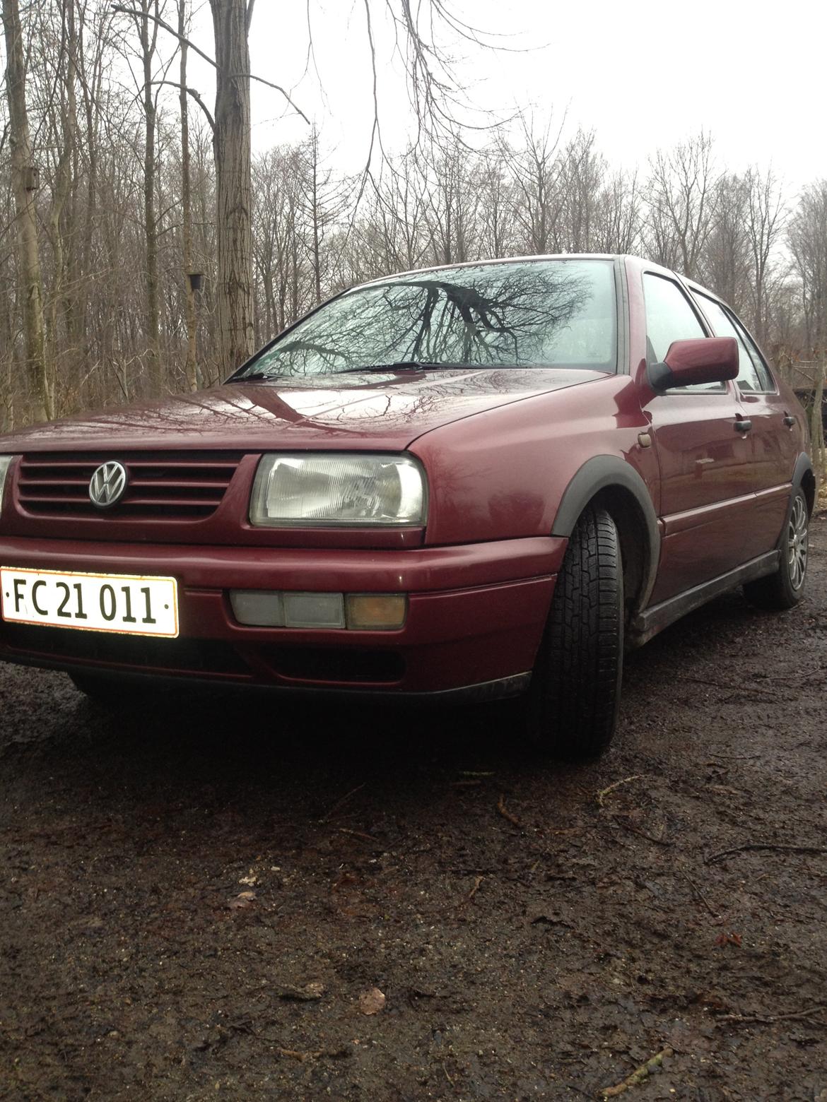 VW Vento 1,8 Glx Solgt billede 7